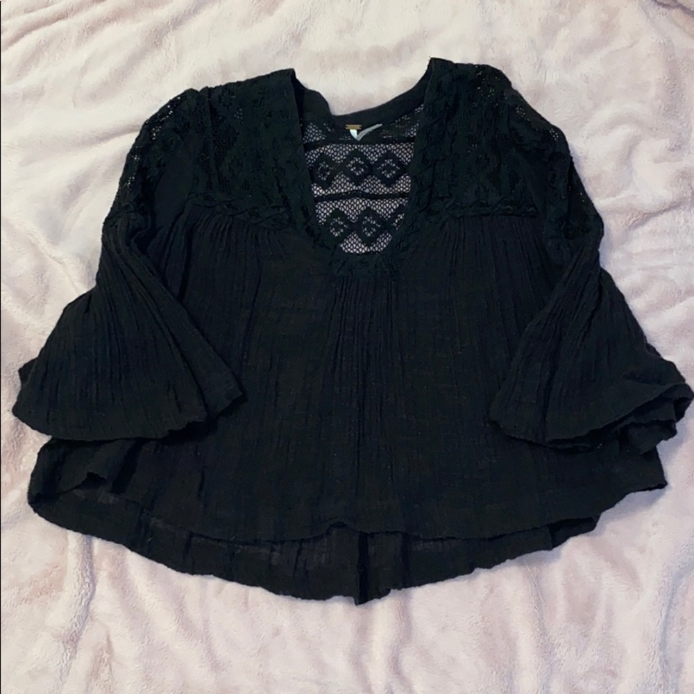 Black Flowy Top